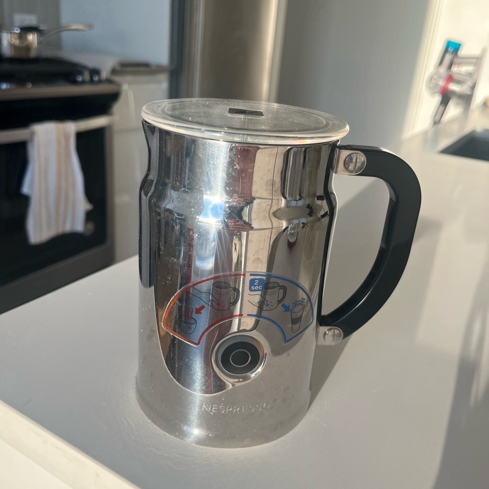 Nespresso Aeroccino Plus Milk Frother with Base Model 3192